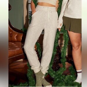 NWT Offline by Aerie Snow Day High Texture Vintage Vanilla Joggers Sweats
